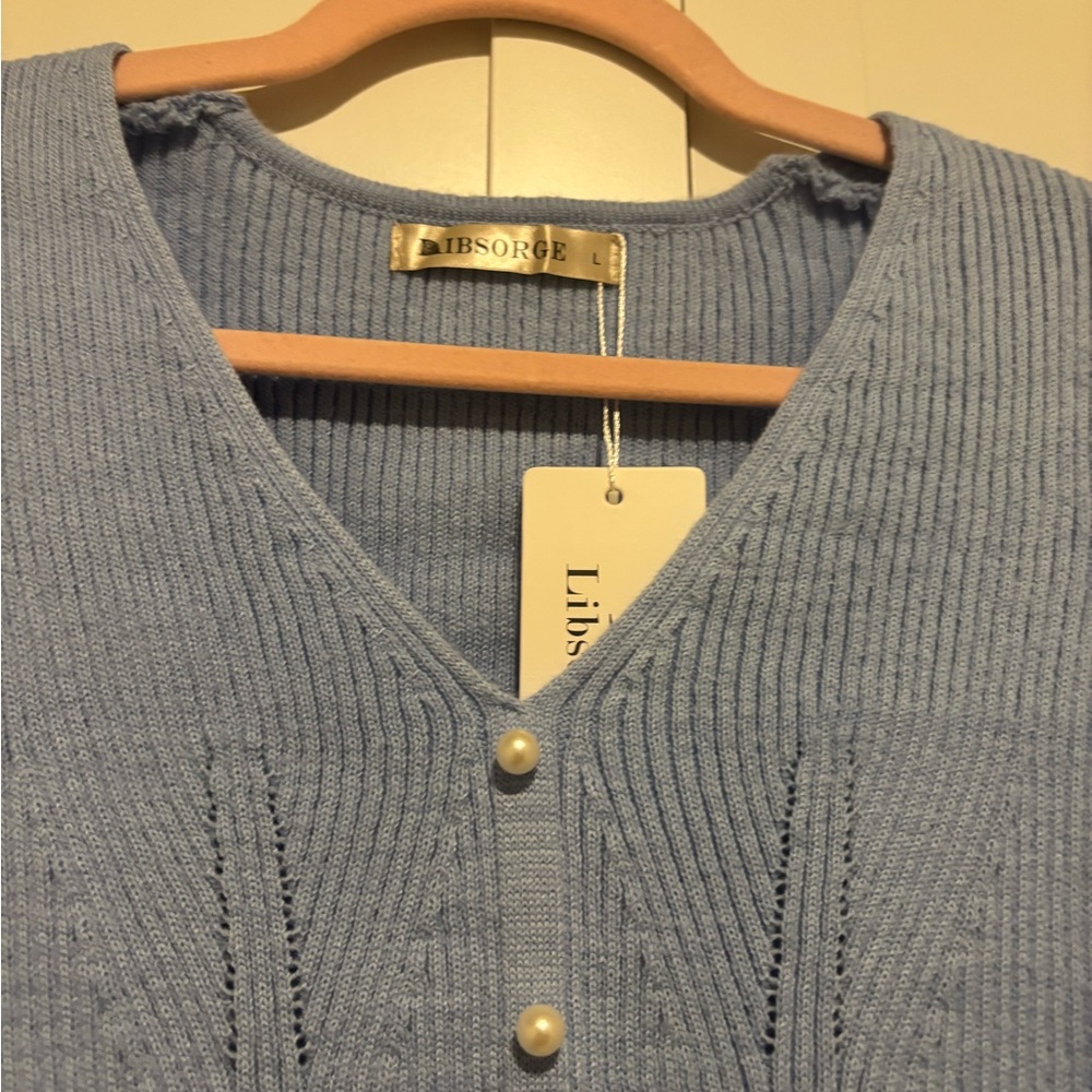 NWT Blue Ribbed Knit Sweater Pearl Accents Lace Cuff Top Size L - Picture 7 of 14